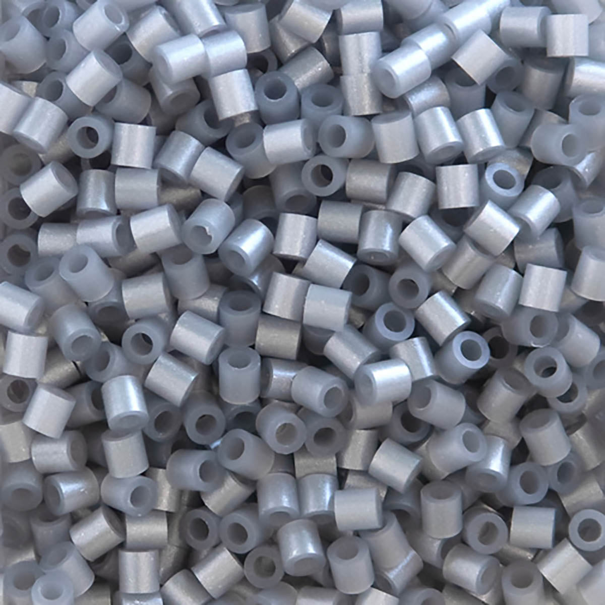 1000 Perler Beads - Pearl Silver