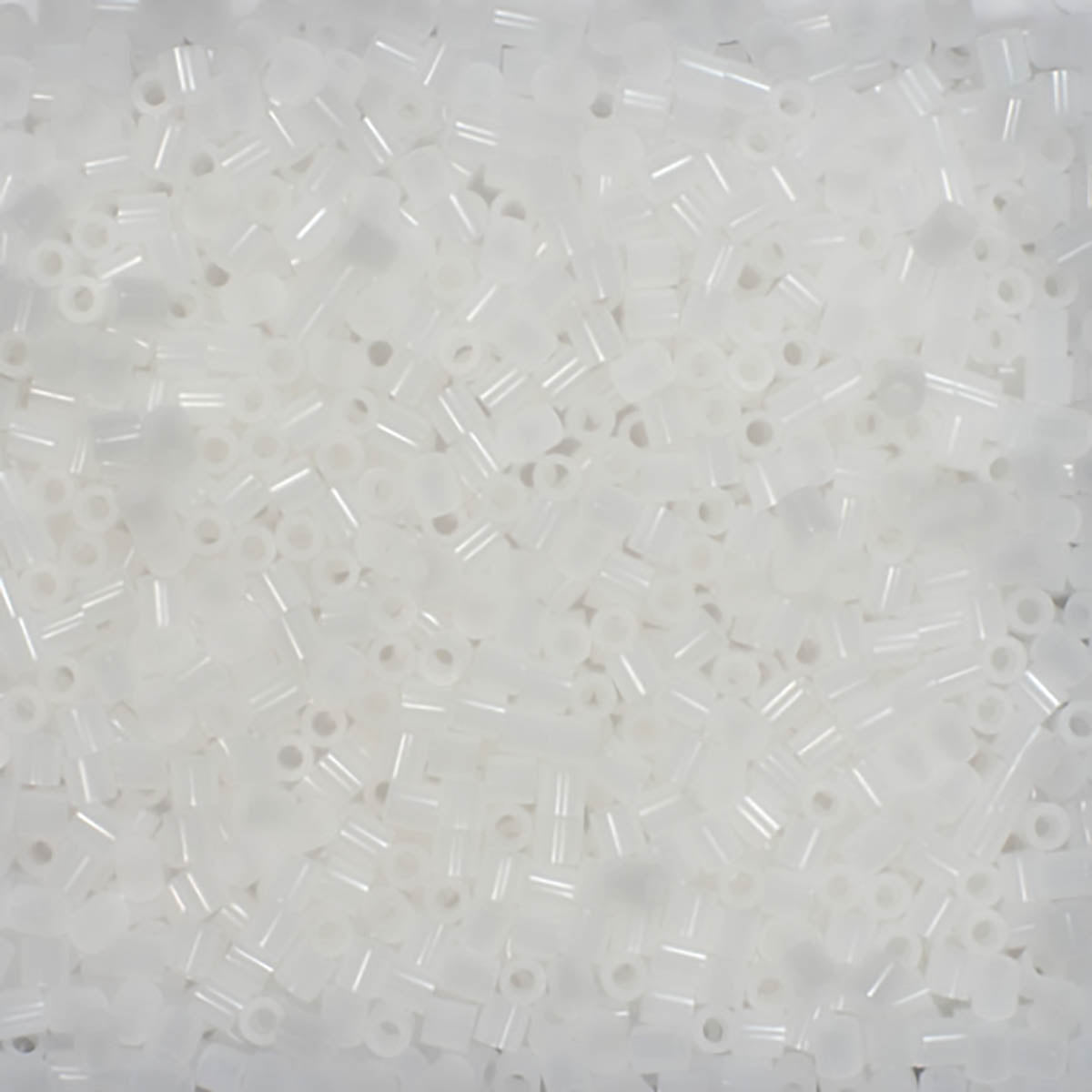 1000 Perler Beads - Clear